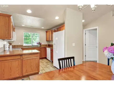 87836 8th Street Veneta OR 97487