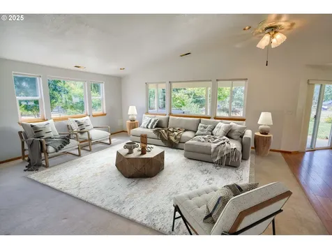 1413 SW Brislawn Loop Road White Salmon WA 98672