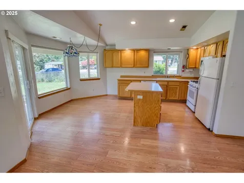 1413 SW Brislawn Loop Road White Salmon WA 98672