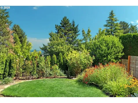 2024 Conestoga Lane West Linn OR 97068