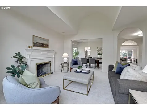2024 Conestoga Lane West Linn OR 97068