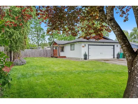 760 SE Edwards Drive Dundee OR 97115