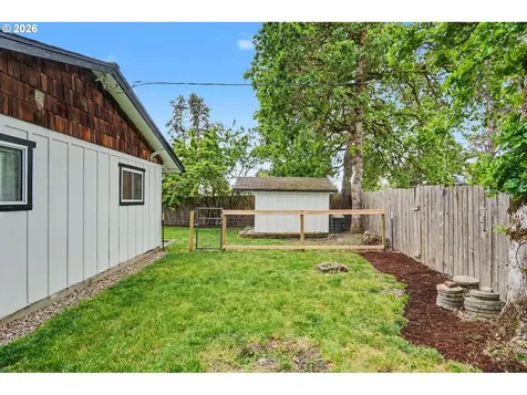 760 SE Edwards Drive Dundee OR 97115