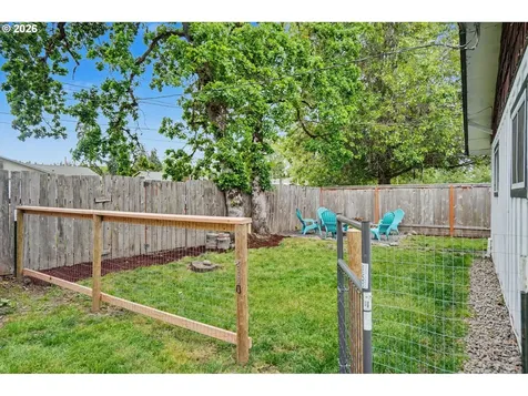760 SE Edwards Drive Dundee OR 97115
