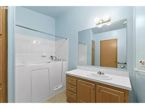 33720 SE Springlake Drive Scappoose OR 97056