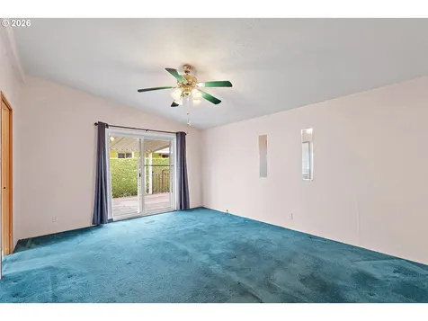 33720 SE Springlake Drive Scappoose OR 97056