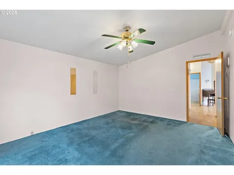 33720 SE Springlake Drive Scappoose OR 97056