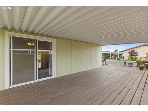 33720 SE Springlake Drive Scappoose OR 97056