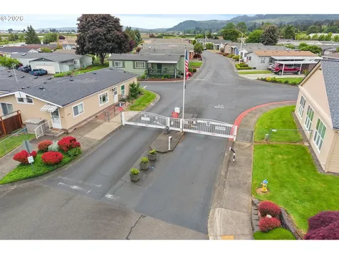 33720 SE Springlake Drive Scappoose OR 97056