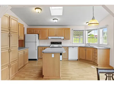 33720 SE Springlake Drive Scappoose OR 97056