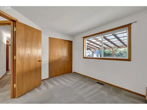4060 Torrington Avenue Eugene OR 97404