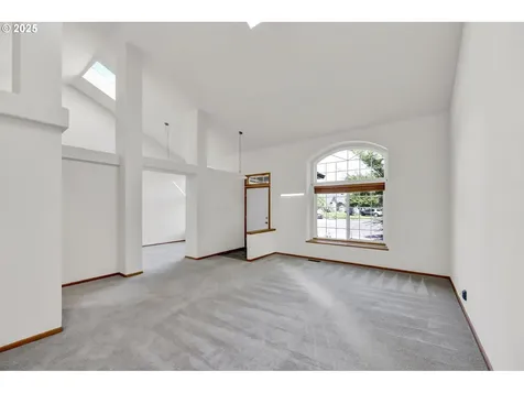 4060 Torrington Avenue Eugene OR 97404