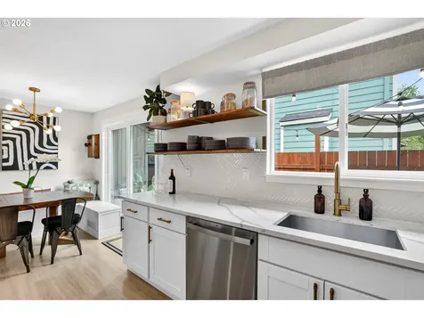 3709 SE 65th Avenue Portland OR 97206