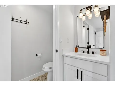 3709 SE 65th Avenue Portland OR 97206
