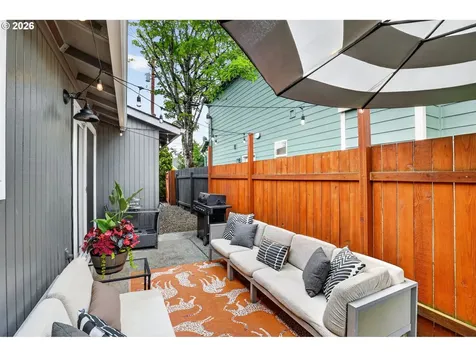 3709 SE 65th Avenue Portland OR 97206