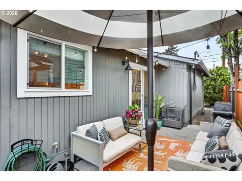 3709 SE 65th Avenue Portland OR 97206