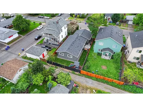 3709 SE 65th Avenue Portland OR 97206