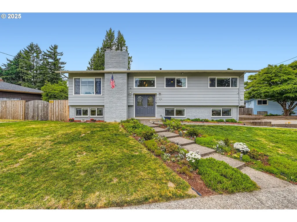 830 SE 137th Avenue Portland OR 97233