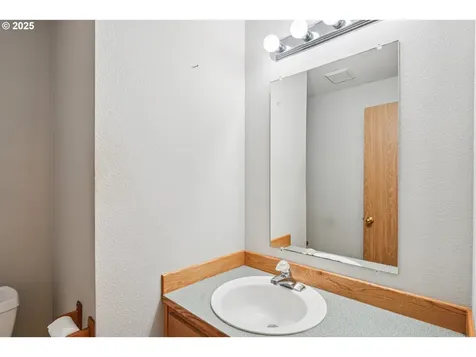 15714 NE 93rd Street Vancouver WA 98682