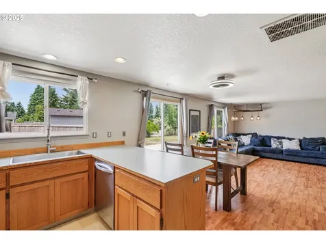 15714 NE 93rd Street Vancouver WA 98682