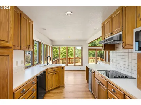 13755 NW Burton Street Portland OR 97229