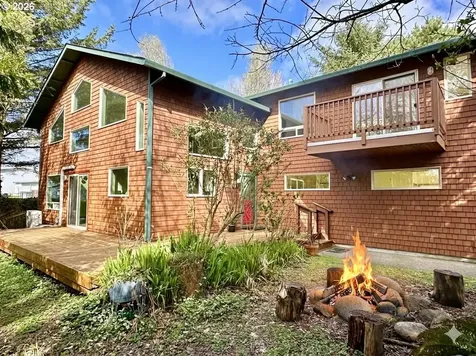 277 N Dolphin Street Rockaway Beach OR 97136