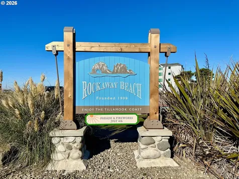 277 N Dolphin Street Rockaway Beach OR 97136