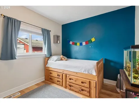 384 W Dartmouth Street Gladstone OR 97027