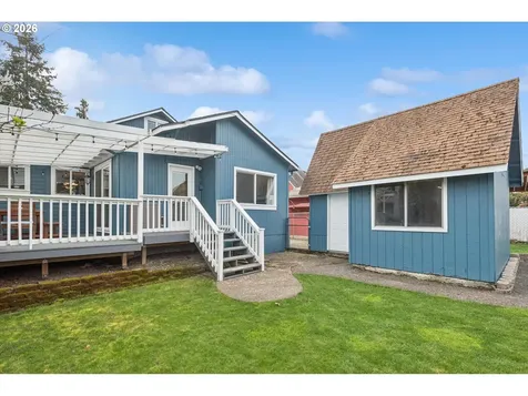 384 W Dartmouth Street Gladstone OR 97027