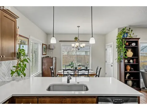 1491 Foxglove Street Woodburn OR 97071