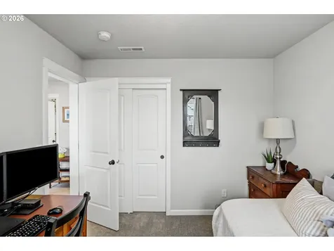 1491 Foxglove Street Woodburn OR 97071