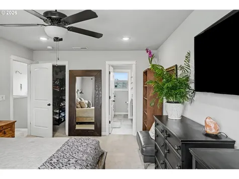 1491 Foxglove Street Woodburn OR 97071