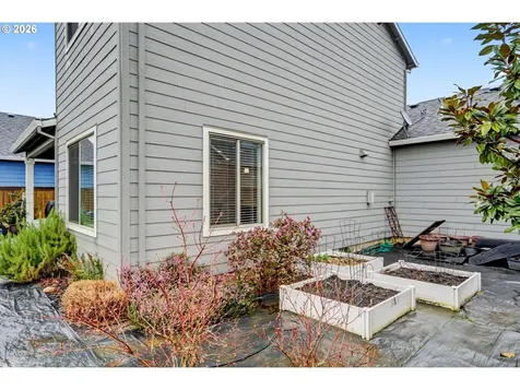 1491 Foxglove Street Woodburn OR 97071