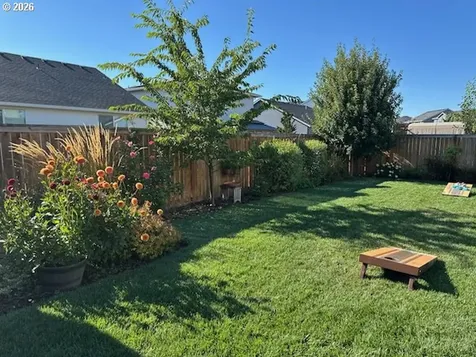 1491 Foxglove Street Woodburn OR 97071