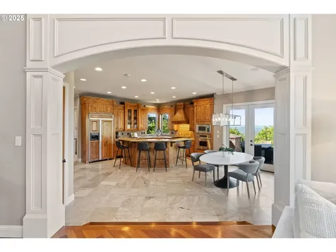 3779 NW Devoto Lane Portland OR 97229