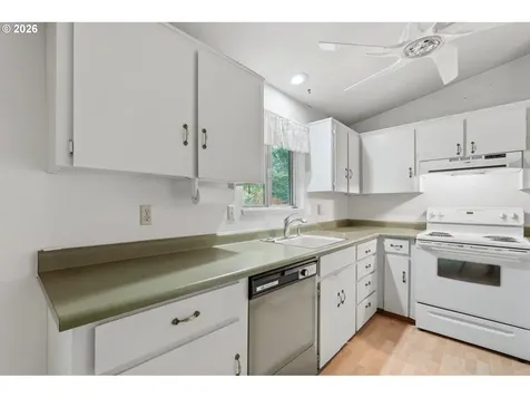 2162 SE Kelly Avenue Gresham OR 97080