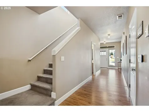 19025 Dublin Avenue Sandy OR 97055