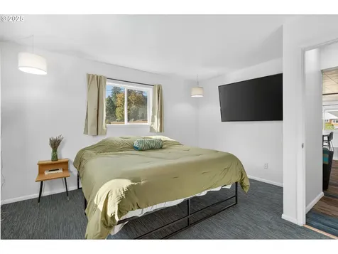 76395 River Road Oakridge OR 97463