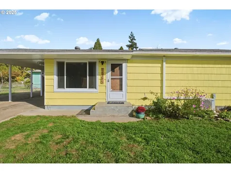 76395 River Road Oakridge OR 97463