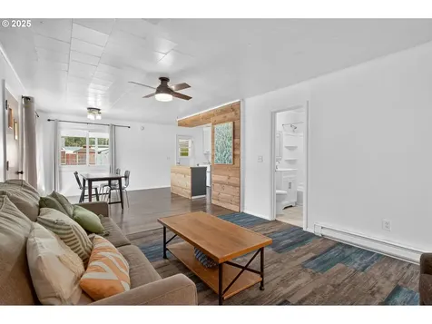 76395 River Road Oakridge OR 97463