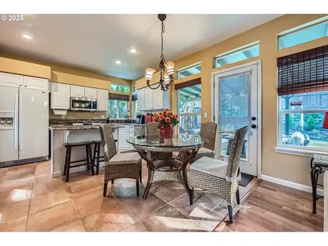 16875 NW Paddington Drive Beaverton OR 97006
