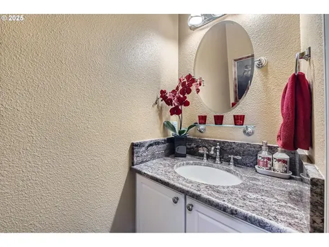 16875 NW Paddington Drive Beaverton OR 97006