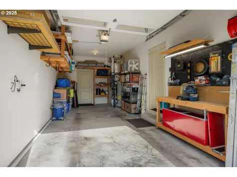 1025 NE Dean Street Portland OR 97211