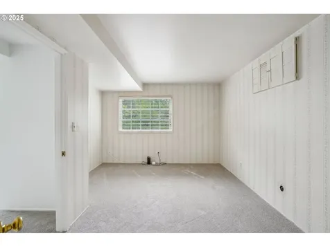 4242 SW Admiral Street Portland OR 97221