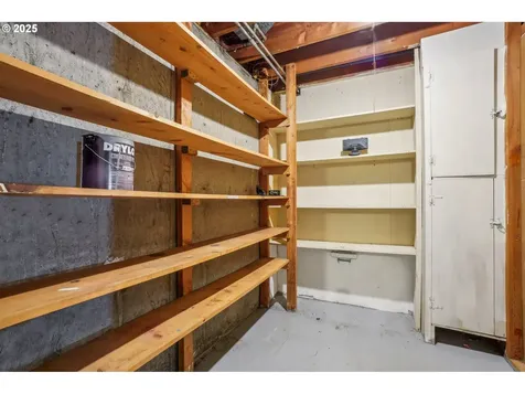 4242 SW Admiral Street Portland OR 97221