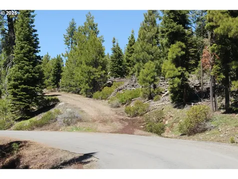 0 Road 212-deer Creek Bly OR 97622