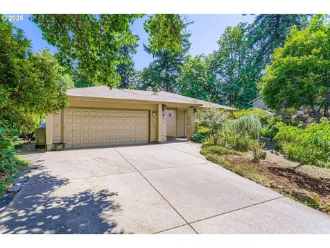 10624 SW 14th Drive Portland OR 97219