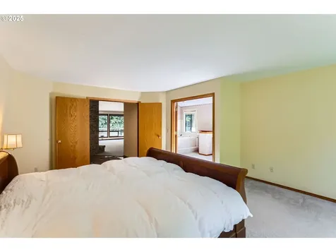 10624 SW 14th Drive Portland OR 97219