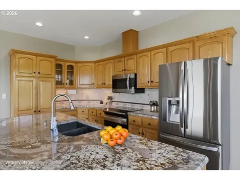 1615 7th Street Columbia City OR 97018