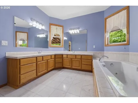 1615 7th Street Columbia City OR 97018